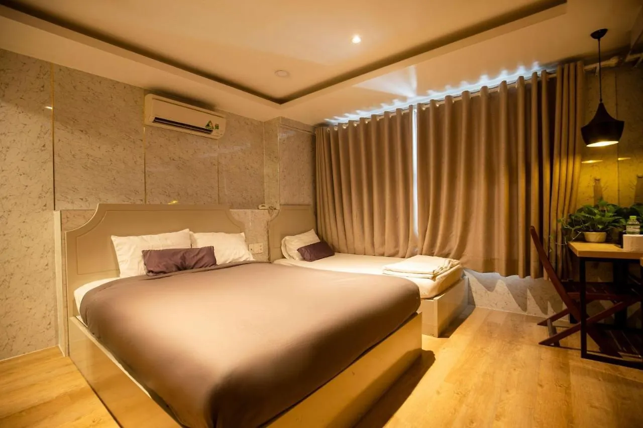 La Hotel Q10 Ho Chi Minh City 3*,  Vietnam